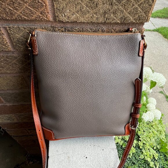 DOONEY & BOURKE Taupe Gray Italian Pebbled Letter Carrier Crossbody Shoulder Bag